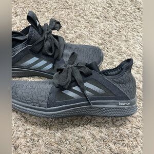 Adidas bounce edge lux